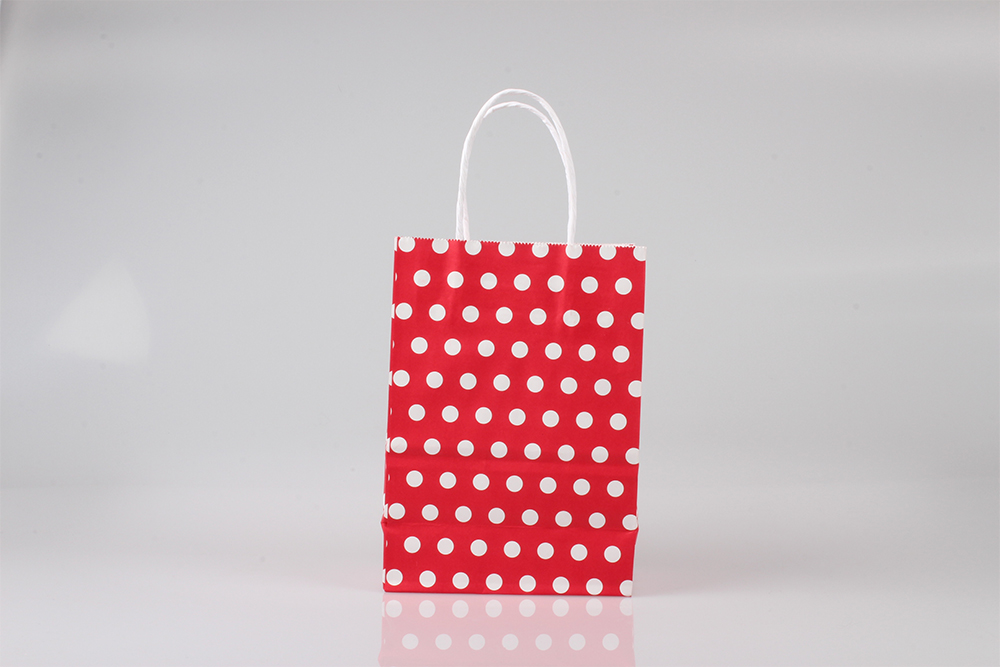 中號(hào)圓點(diǎn)時(shí)尚白牛皮紙袋 中號(hào)圓點(diǎn)時(shí)尚白牛皮紙袋