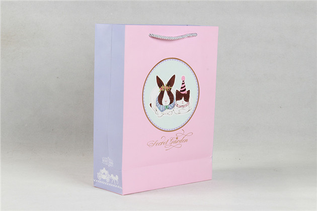 印刷是現(xiàn)代包裝設(shè)計中不可或缺的環(huán)節(jié)