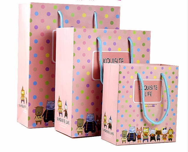 手提禮品紙袋怎么營(yíng)銷(xiāo)？禮品紙袋廠家如何開(kāi)拓市場(chǎng)