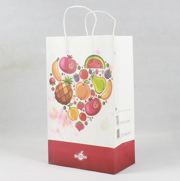 禮品紙袋廠家談?wù)劶埓心男﹥?yōu)點(diǎn)？